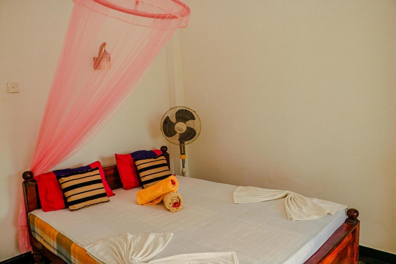 Sigiri Gayani Home Stay Sigiriya Exterior photo